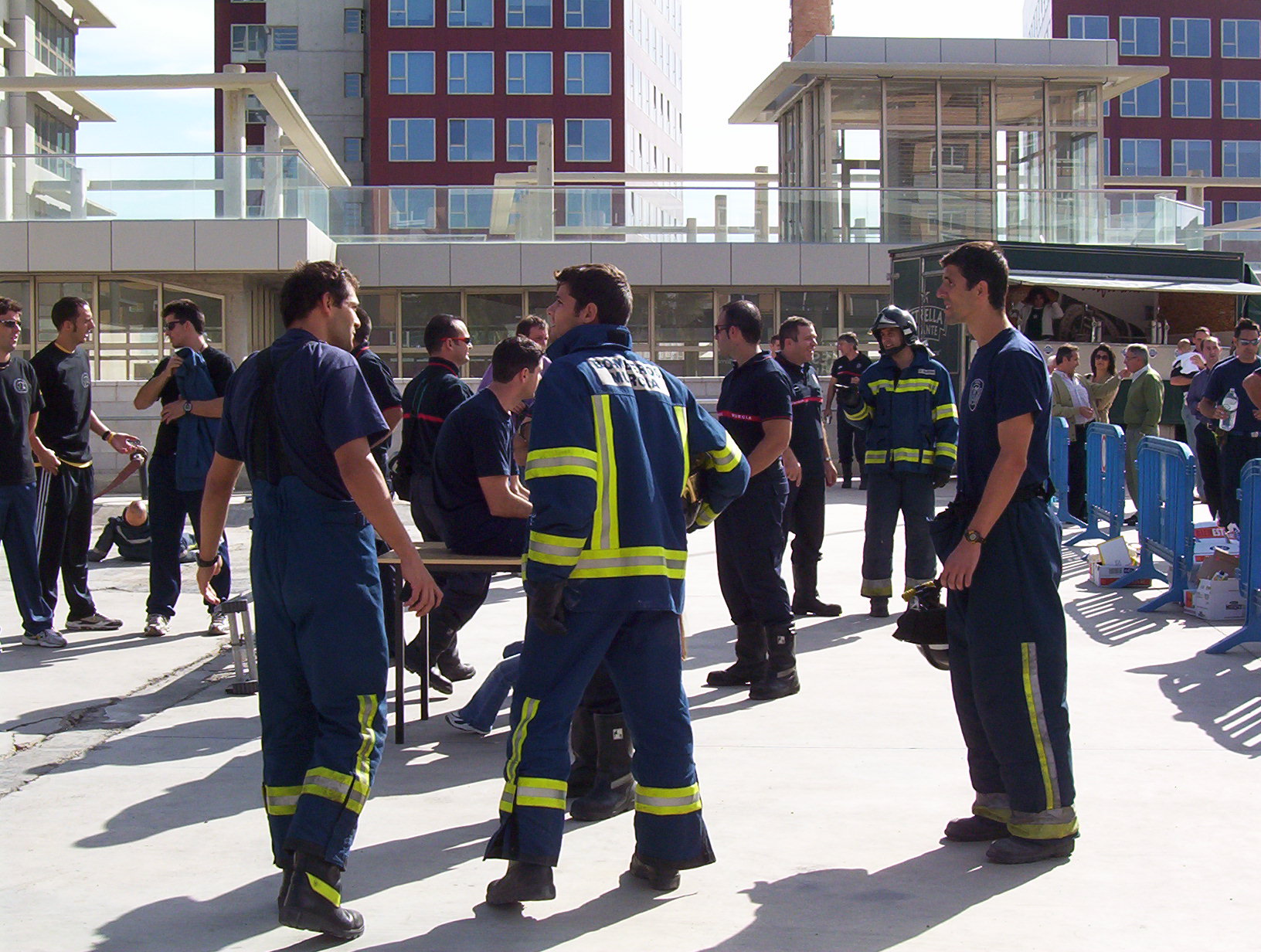 img/galeria/institucionales1976/Superbombero 2005/100_0831.JPG